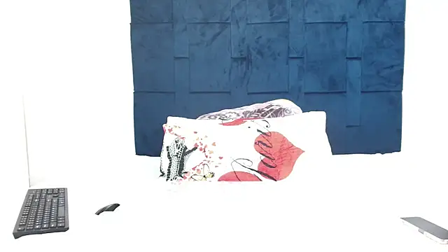 BigBootySimbax's cam snapshot