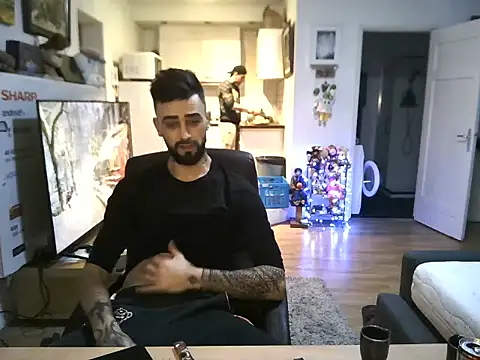 mihaimichael's cam snapshot