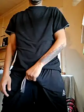 ThrowedWorldWide's cam snapshot