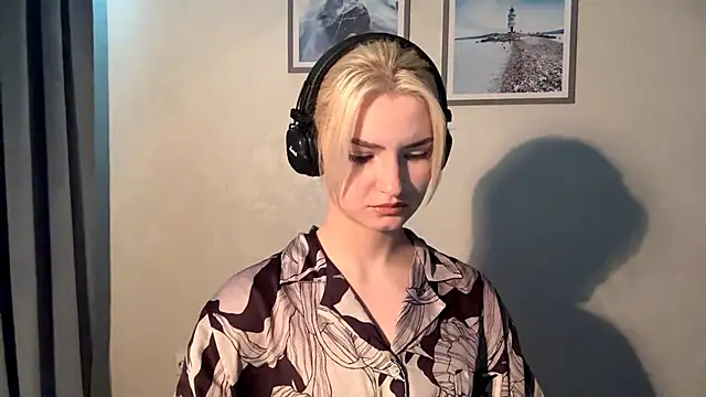 Cindi_Jacobs's cam snapshot