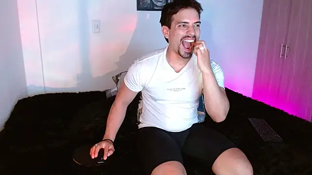 Ian_Daviz's cam snapshot