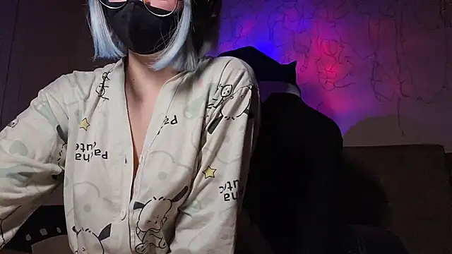 DanaWard's cam snapshot