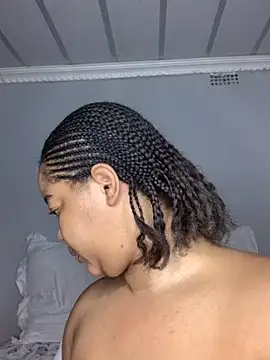 sexytinashe21 live sex cam