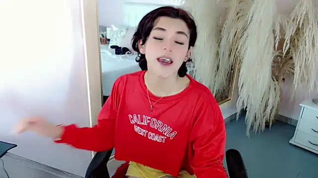 nathalialoes1 live sex cam