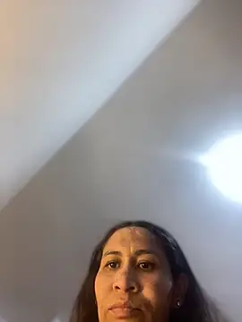 Carola-Ross live sex cam