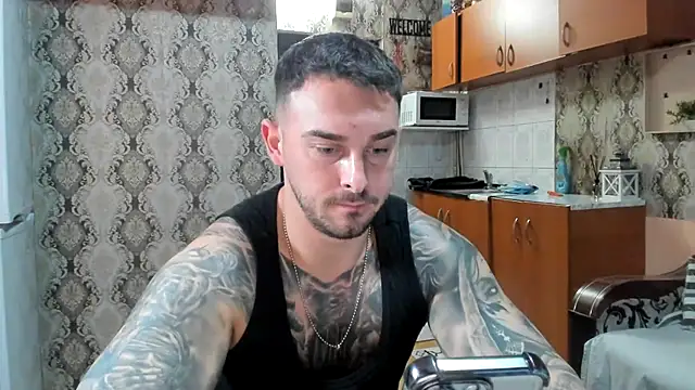 Jonmusclemaster live sex cam