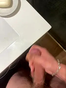 Crevette311 live sex cam