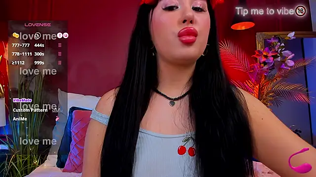 Mayzzie live sex cam