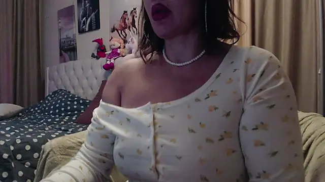 ROXOLANAA_SEXY live sex cam