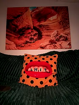 Selvaggia_official83 live sex cam