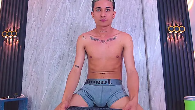 jeic_18's cam snapshot