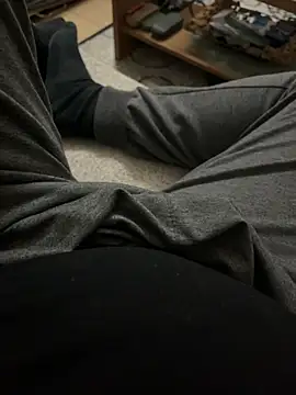 sweetiemale's cam snapshot