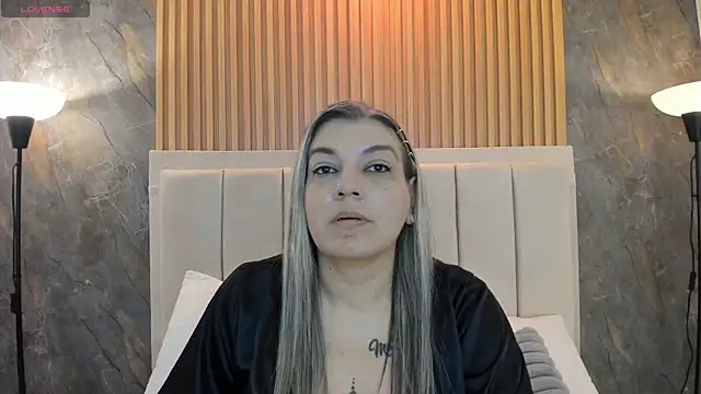 gala_montes_30's cam snapshot