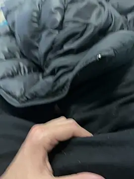 Aden_P2's cam snapshot