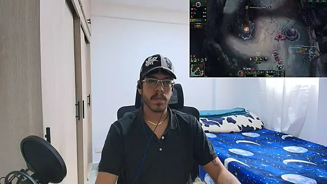 naitt_'s cam snapshot