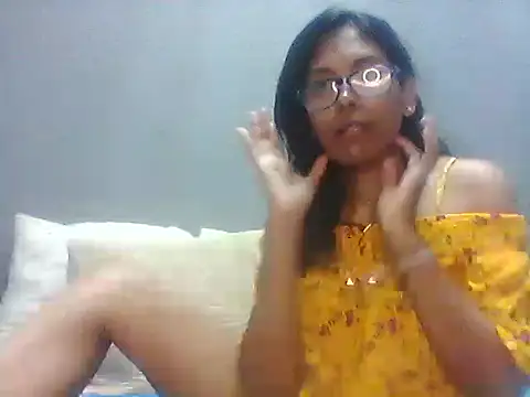 TiaBlaze's cam snapshot