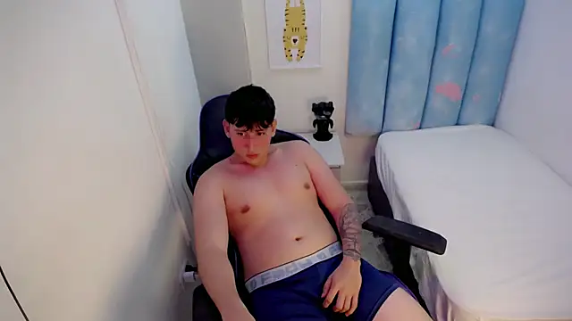 d_moneyy_'s cam snapshot