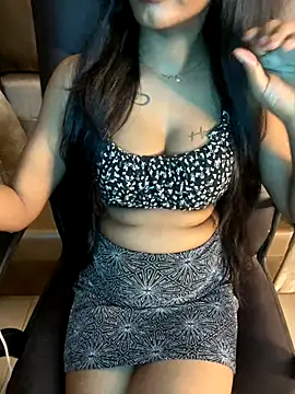 its_ur_flora's cam snapshot