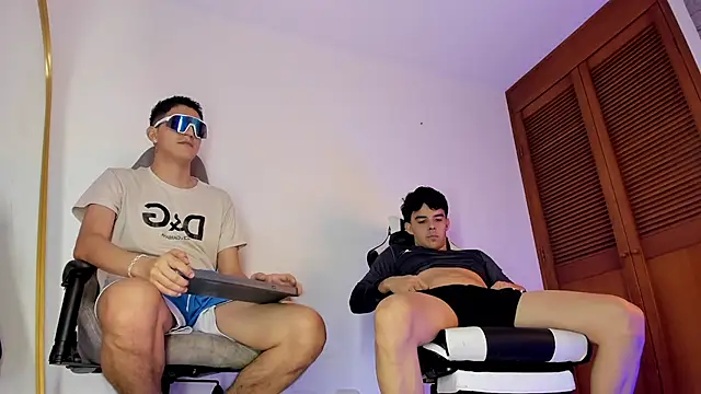 sotooliver3's cam snapshot