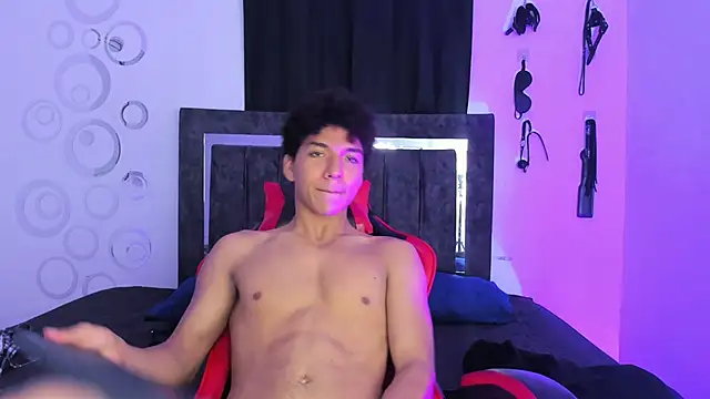 Maximiliano_Khalil's cam snapshot