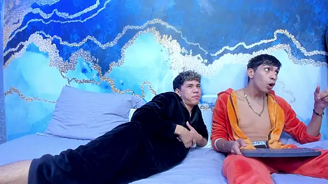 Boys_Pranks's cam snapshot