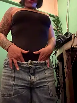 AlannaEvons live sex cam