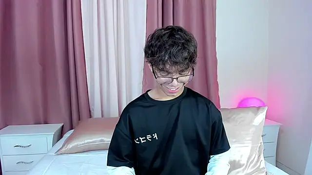 Honeymoon_sariel's cam snapshot