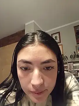 ThailyCherry live sex cam