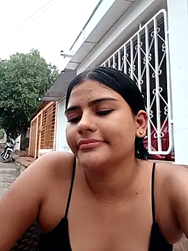 virgin_cunt's cam snapshot