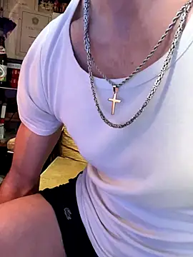 Mexxwell69 live sex cam