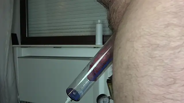 hiddenman87 live sex cam