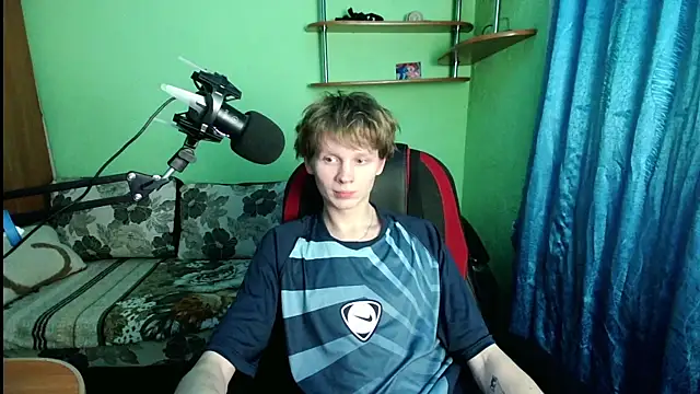 fameboyboo live sex cam