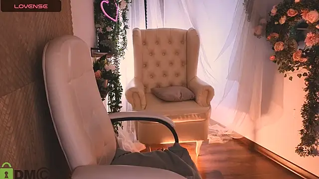 Sheila_queen_ live sex cam