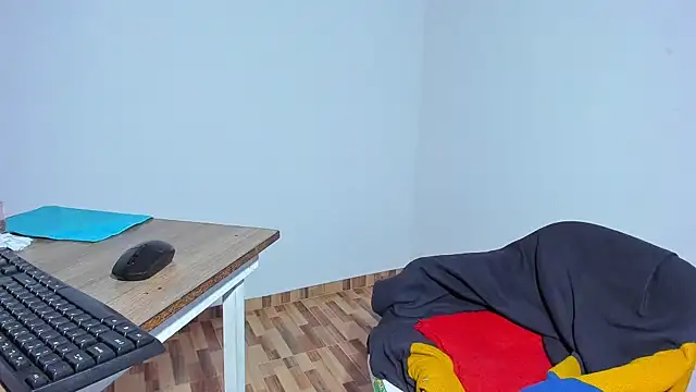 Freedom_24 live sex cam