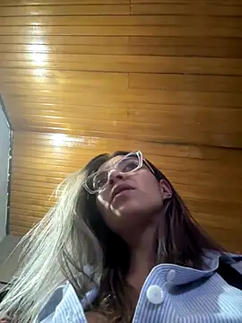 Isabella_Varella live sex cam