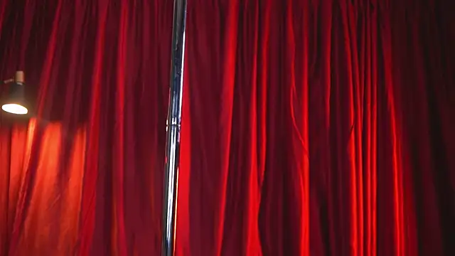 Evelyn_Evyyy live sex cam