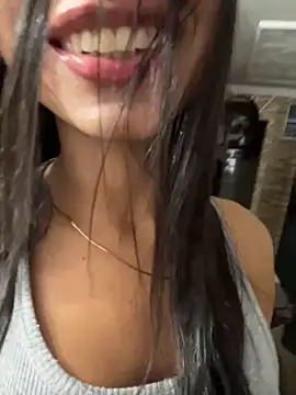 Sofizuly live sex cam