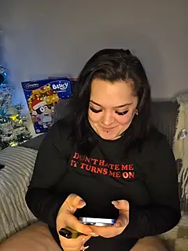 Saucy-Serenity's cam snapshot