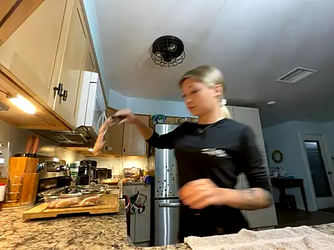 hatgirlsolo's cam snapshot