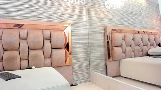 claire_bonny's cam snapshot