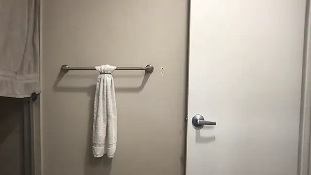 BigGuyMuscle's cam snapshot