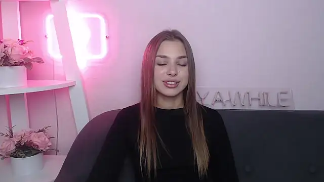 MilanaAngelAs live sex cam