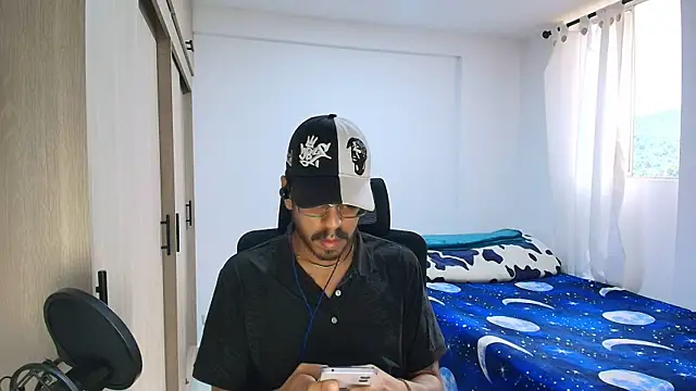 naitt_'s cam snapshot