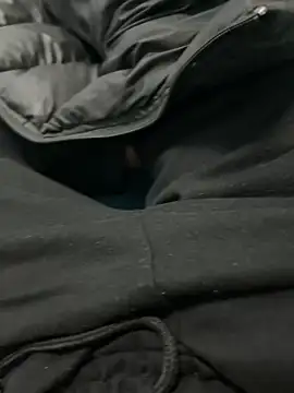 Aden_P2 live sex cam