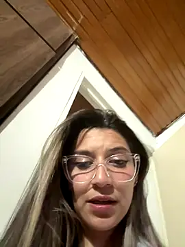 Isabella_Varella live sex cam