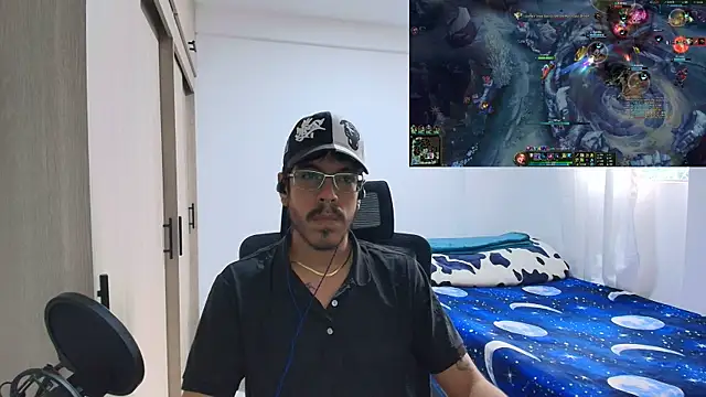 naitt_'s cam snapshot