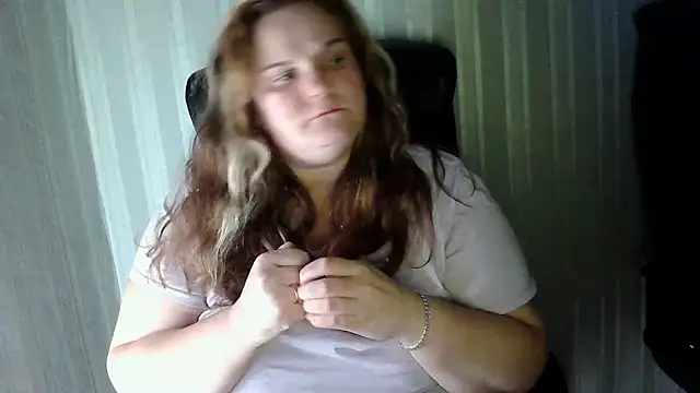 HarmonyKareraa's cam snapshot