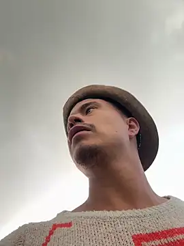 DominickVegas's cam snapshot