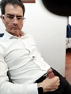 Fuegosutil's cam snapshot