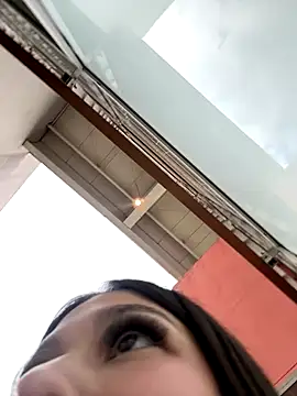 Alyshanon18 live sex cam